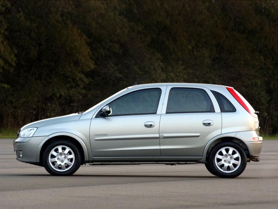  Chevrolet Corsa 5-Door 2002 года  (фото 9 из 16)